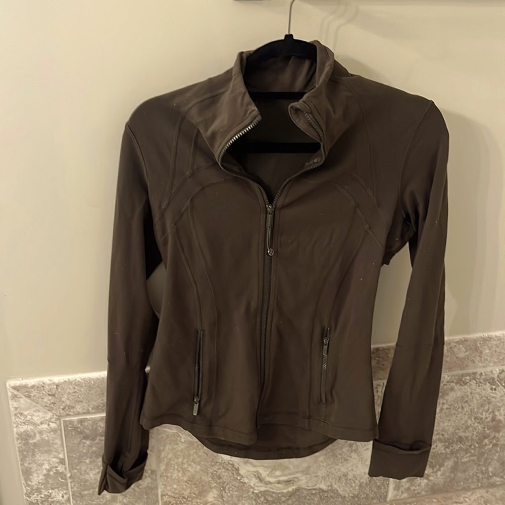 Lululemon size Small, dark green zip up.